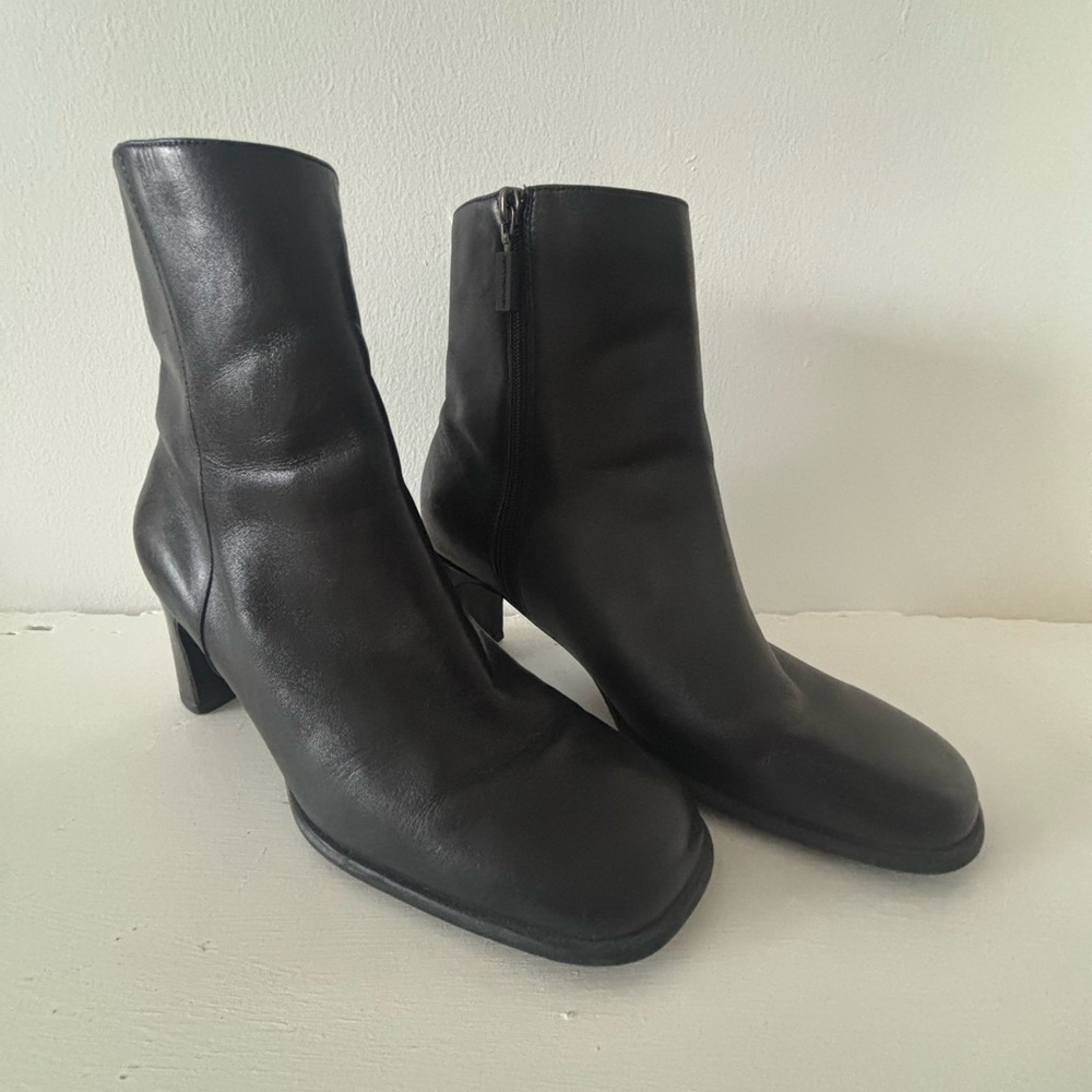 Elegant Black Leather Ankle Boots